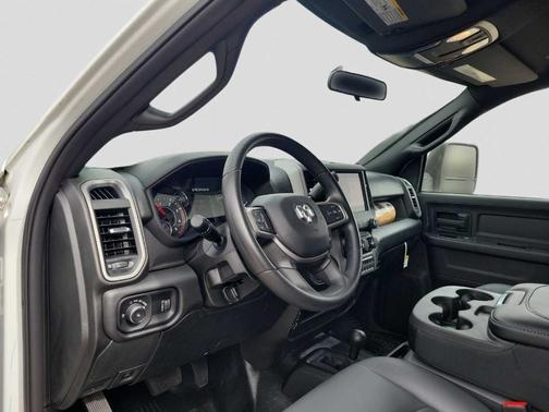 Bright White Clearcoat 2024 RAM 2500 Tradesman