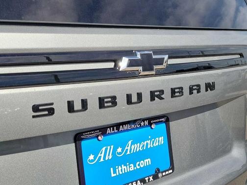 2023 Chevrolet Suburban RST