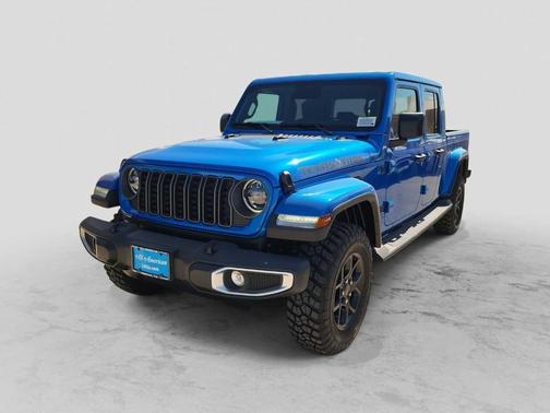 Hydro Blue Pearlcoat 2026 Jeep Gladiator Texas Trail