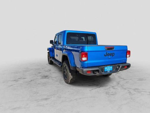 Hydro Blue Pearlcoat 2026 Jeep Gladiator Texas Trail