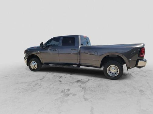 Granite Crystal Clearcoat Metallic 2025 RAM 3500 Tradesman