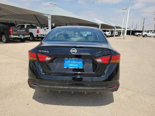 2024 Nissan Altima 2.5 S