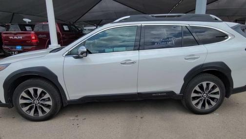 Crystal White Pearl 2023 Subaru Outback Touring