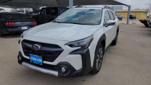Crystal White Pearl 2023 Subaru Outback Touring