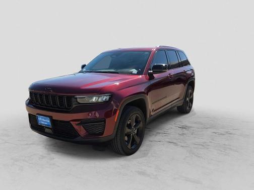 Velvet Red Pearlcoat 2024 Jeep Grand Cherokee Laredo
