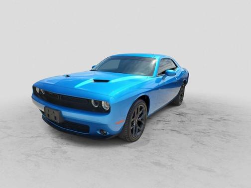 B5 Blue Pearlcoat 2023 Dodge Challenger SXT