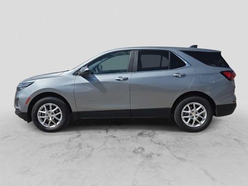 Sterling Gray Metallic 2023 Chevrolet Equinox 2LT