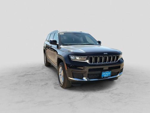 Diamond Black 2026 Jeep Grand Cherokee L Laredo