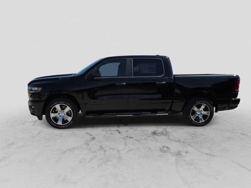 Diamond Black 2026 RAM 1500 Express