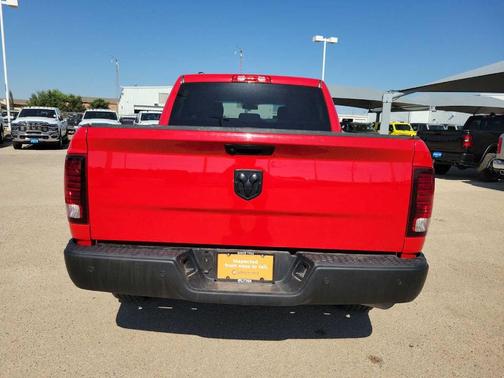 2024 RAM 1500 Classic SLT