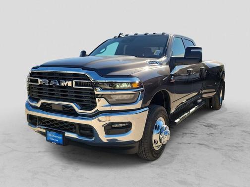 Granite Crystal Clearcoat Metallic 2026 RAM 3500 Tradesman