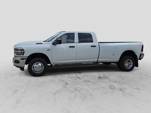 Bright White Clearcoat 2026 RAM 3500 Tradesman