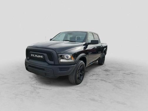 Diamond Black 2024 RAM 1500 Classic SLT