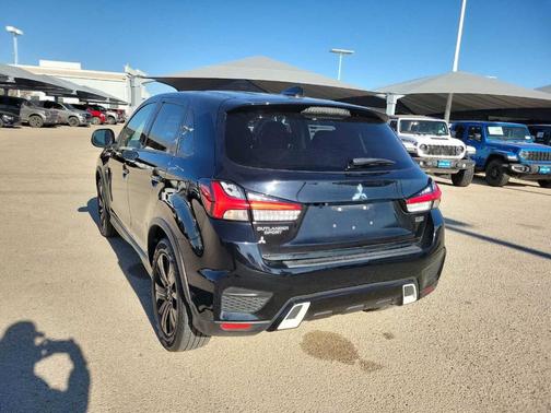 2022 Mitsubishi Outlander Sport ES