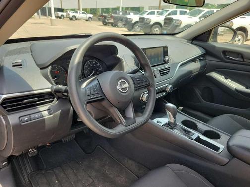 2024 Nissan Altima 2.5 S