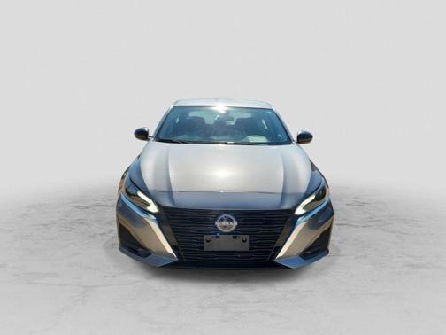 Gun Metallic 2024 Nissan Altima 2.5 SV