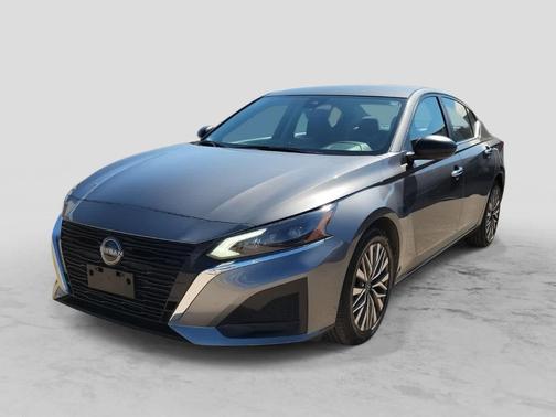 Gun Metallic 2024 Nissan Altima 2.5 SV