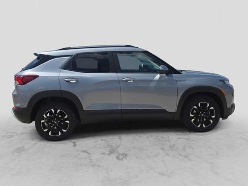 Sterling Gray Metallic 2023 Chevrolet Trailblazer LT