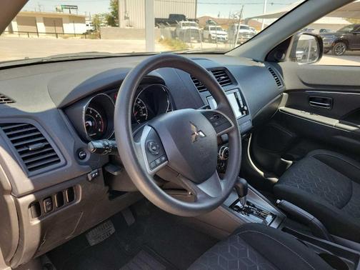 2022 Mitsubishi Outlander Sport ES