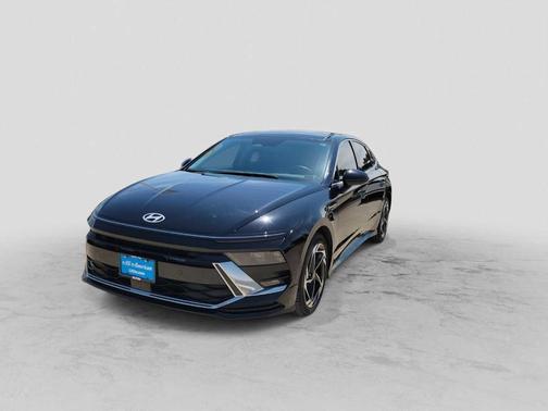 Onyx Black 2024 Hyundai SONATA SEL