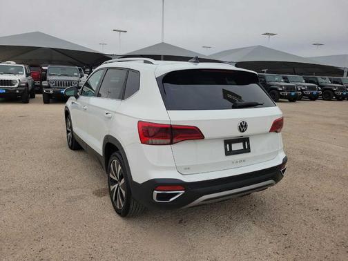 2022 Volkswagen Taos 1.5T SE