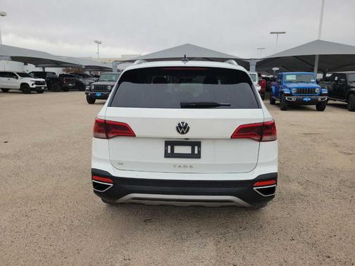 2022 Volkswagen Taos 1.5T SE