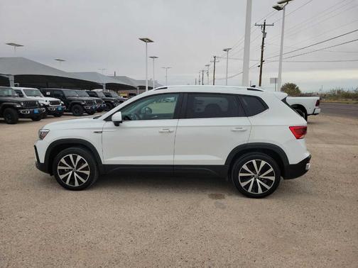 2022 Volkswagen Taos 1.5T SE