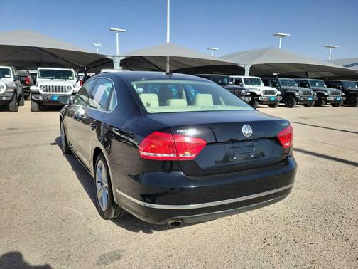 2015 Volkswagen Passat 1.8T Sport