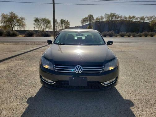 2015 Volkswagen Passat 1.8T Sport