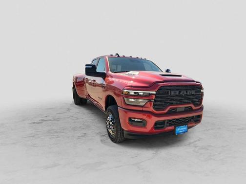 Molten Red Pearlcoat 2026 RAM 3500 Laramie