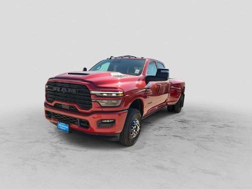Molten Red Pearlcoat 2026 RAM 3500 Laramie