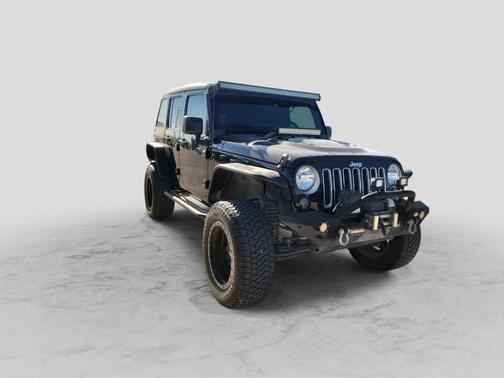 Black Clearcoat 2016 Jeep Wrangler Unlimited Sahara