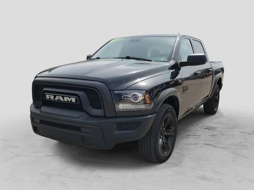 Diamond Black 2024 RAM 1500 Classic SLT