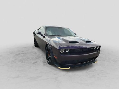 Hellraisin 2022 Dodge Challenger SRT Hellcat