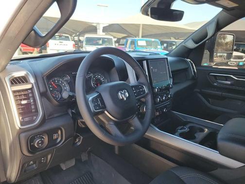 2025 RAM 1500 Lone Star