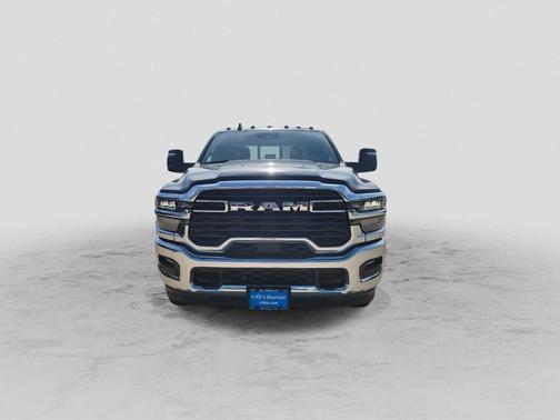 Diamond Black 2026 RAM 3500 Tradesman