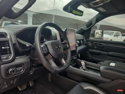 2025 RAM 1500 RHO