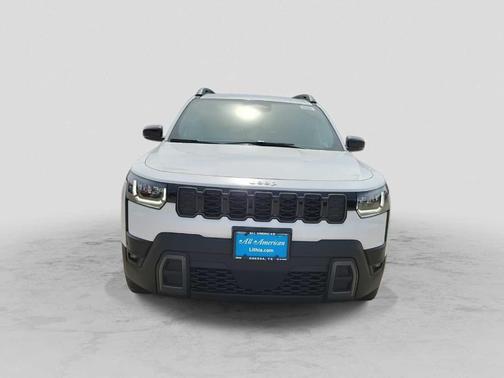 Bright White Clearcoat 2026 Jeep Cherokee LAREDO/LIMITED