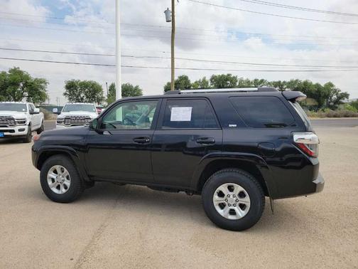 2023 Toyota 4Runner SR5