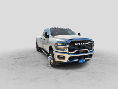 Bright White Clearcoat 2026 RAM 3500 Tradesman