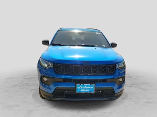 Hydro Blue Pearlcoat 2026 Jeep Compass Latitude