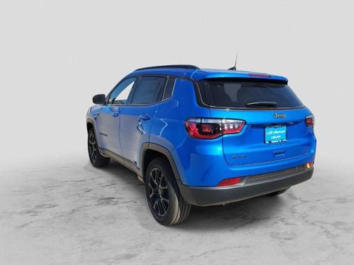 Hydro Blue Pearlcoat 2026 Jeep Compass Latitude