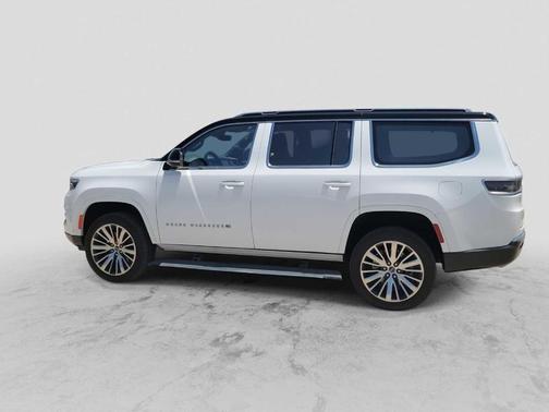 Bright White Clearcoat 2024 Jeep Grand Wagoneer Series III