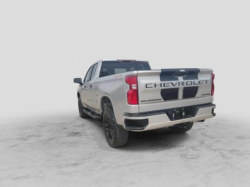 Silver Ice Metallic 2022 Chevrolet Silverado 1500 Limited Custom