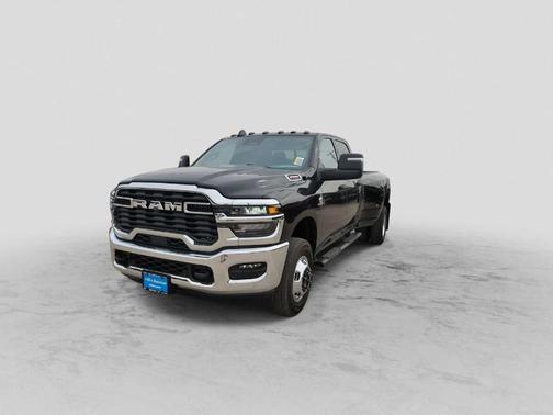 Diamond Black 2026 RAM 3500 Tradesman