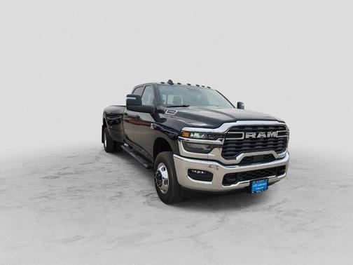 Diamond Black 2026 RAM 3500 Tradesman