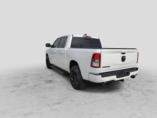 Bright White Clearcoat 2022 RAM 1500 Big Horn