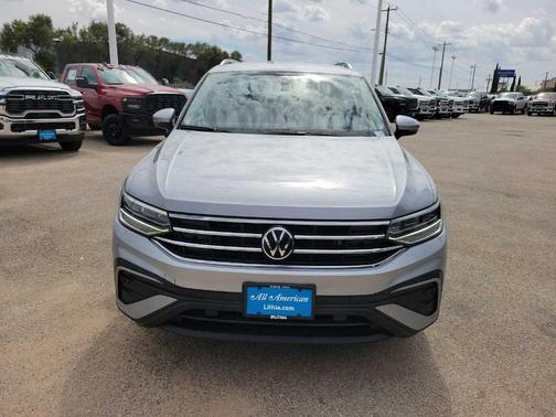 2024 Volkswagen Tiguan 2.0T SE