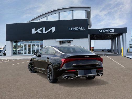 Aurora Black Pearl 2026 Kia K5 GT