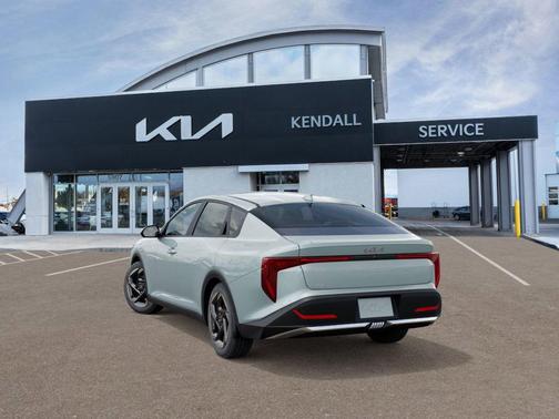 2025 Kia K4 EX